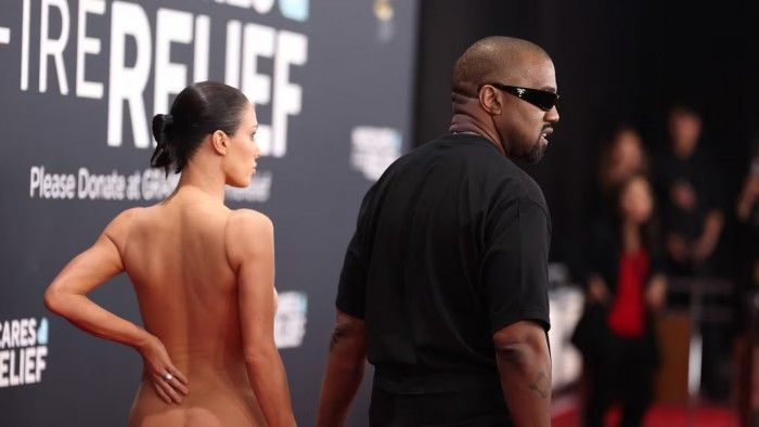 Bianca Censori y Kanye West.