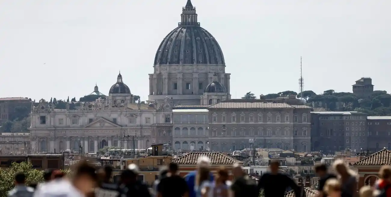 La Basílica de San Pedro ya espera por un nuevo papa. Crédito: Matteo Minnella/Reuters