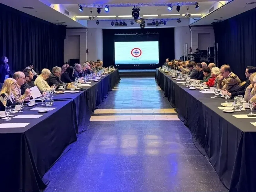 Reunión de Fisfe con convencionales en Rosario por la reforma constitucional. Foto: Gentileza Fisfe