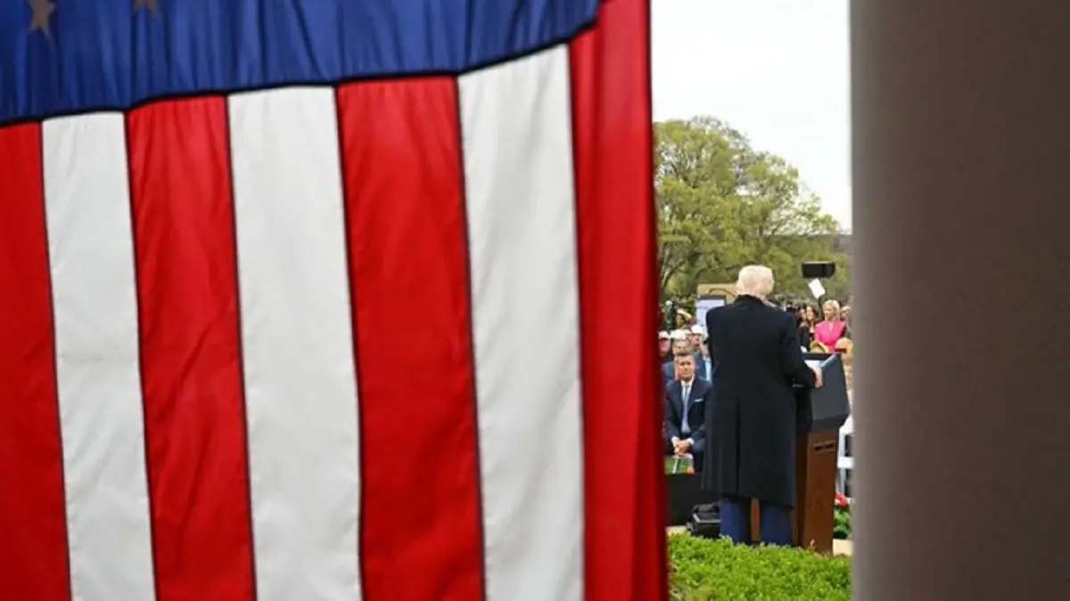 TRUMP no hizo caso a ninguno de sus asesores: aranceles «mundiales» tendrán consecuencias (+Análisis)
