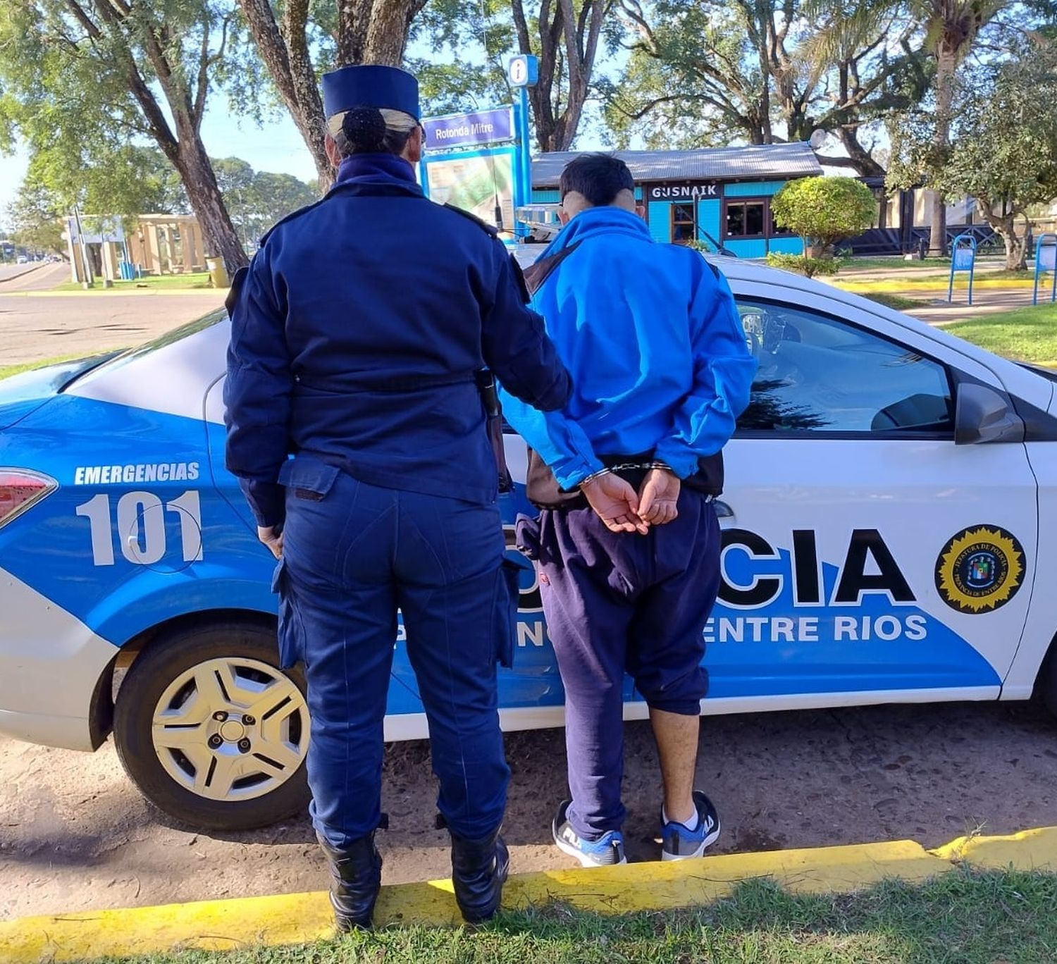 Un hombre fue arrestado por intentar robar un utilitario en pleno centro de Concordia