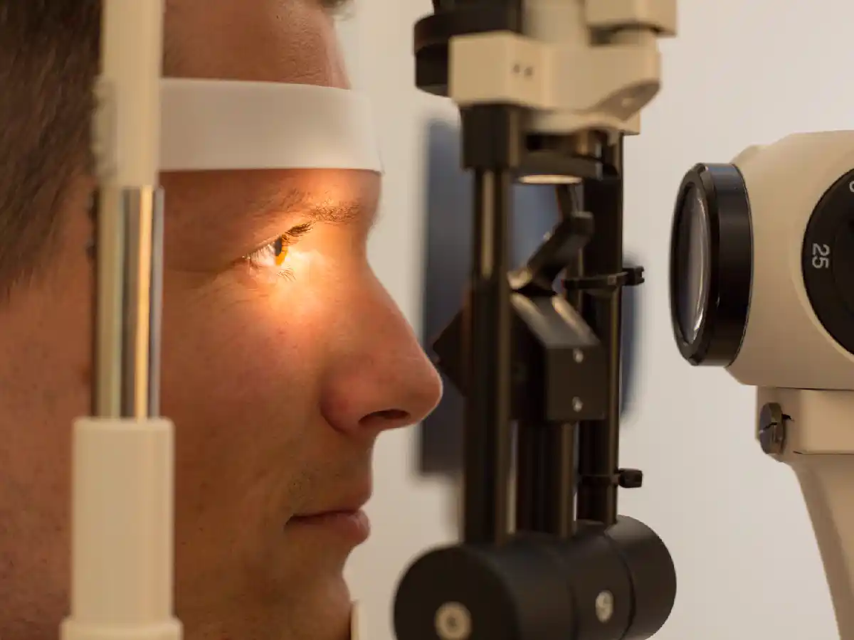 ¿Qué es la trombosis vascular de la retina?