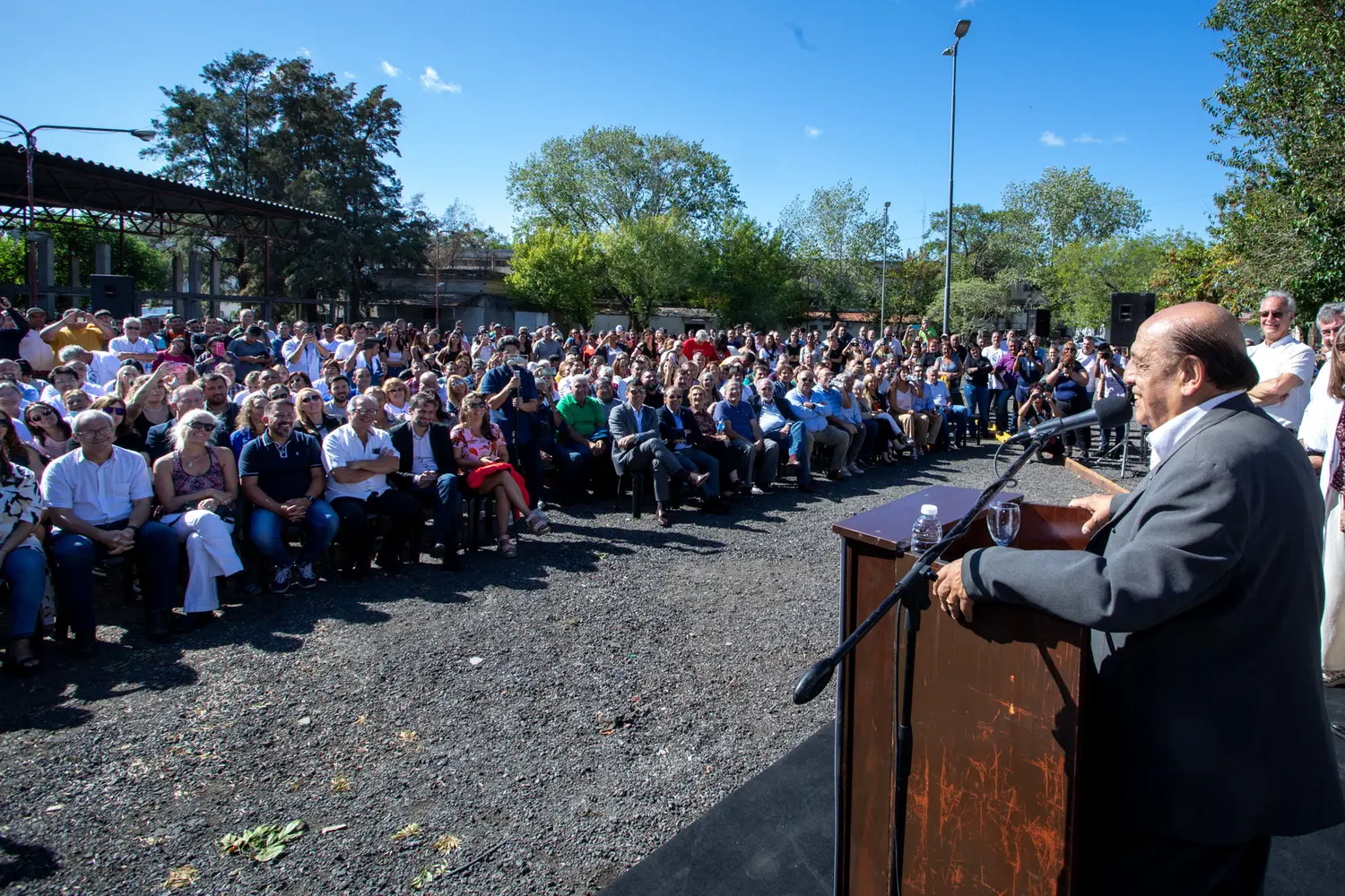Homenajearon al intendente Mussi de Berazategui, a 50 años de haber asumido en el hospital San Martín de La Plata
