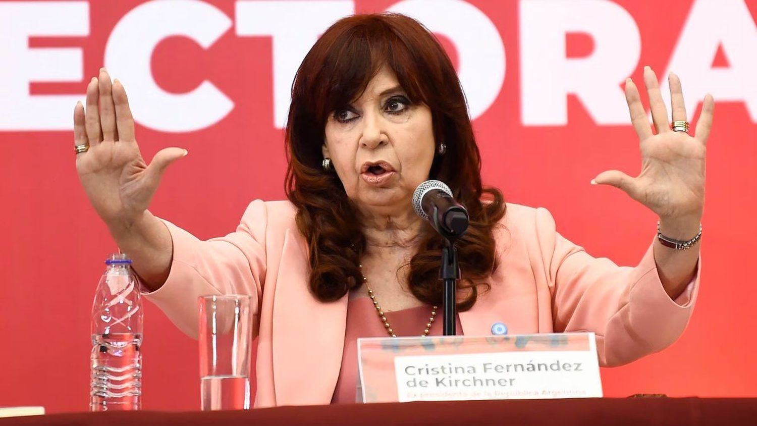 Sin acuerdo de unidad: Cristina Kirchner presentó su lista para las elecciones internas del PJ