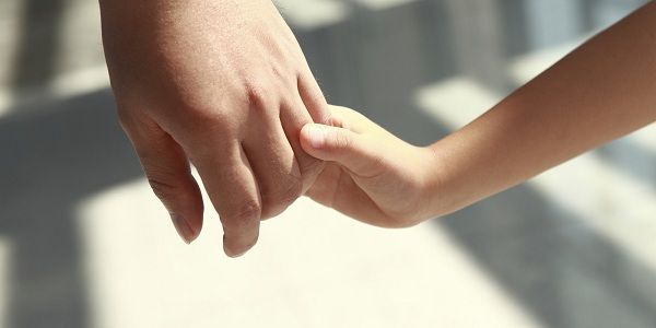 Reabre en Entre Ríos el registro de adopción: cómo anotarse