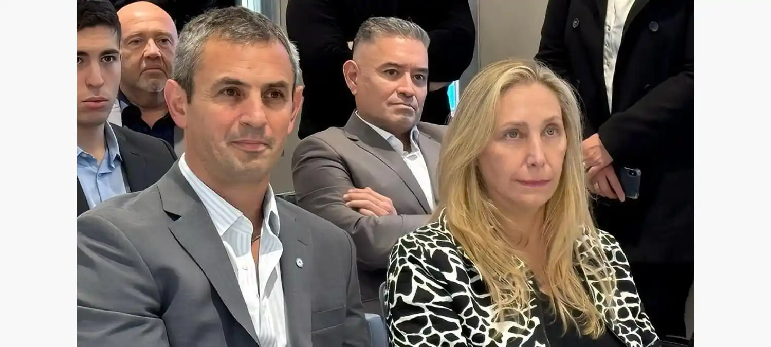 Menem y Milei mantendrán diversas reuniones en la ciudad con referentes del partido.