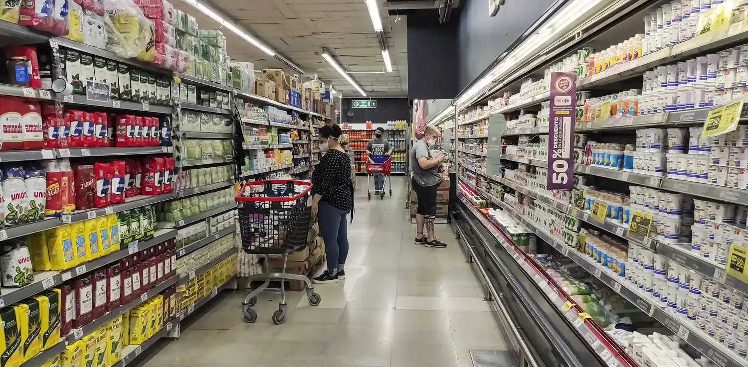 Las ventas en los supermercados crecieron durante junio.