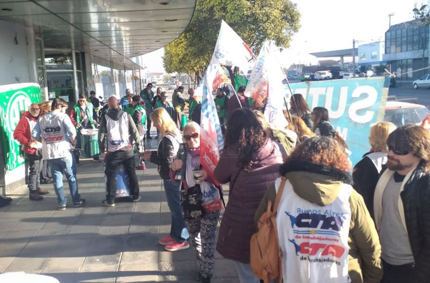 SUTEBA movilizó al Consejo Escolar por descuentos "indebidos" en los salarios