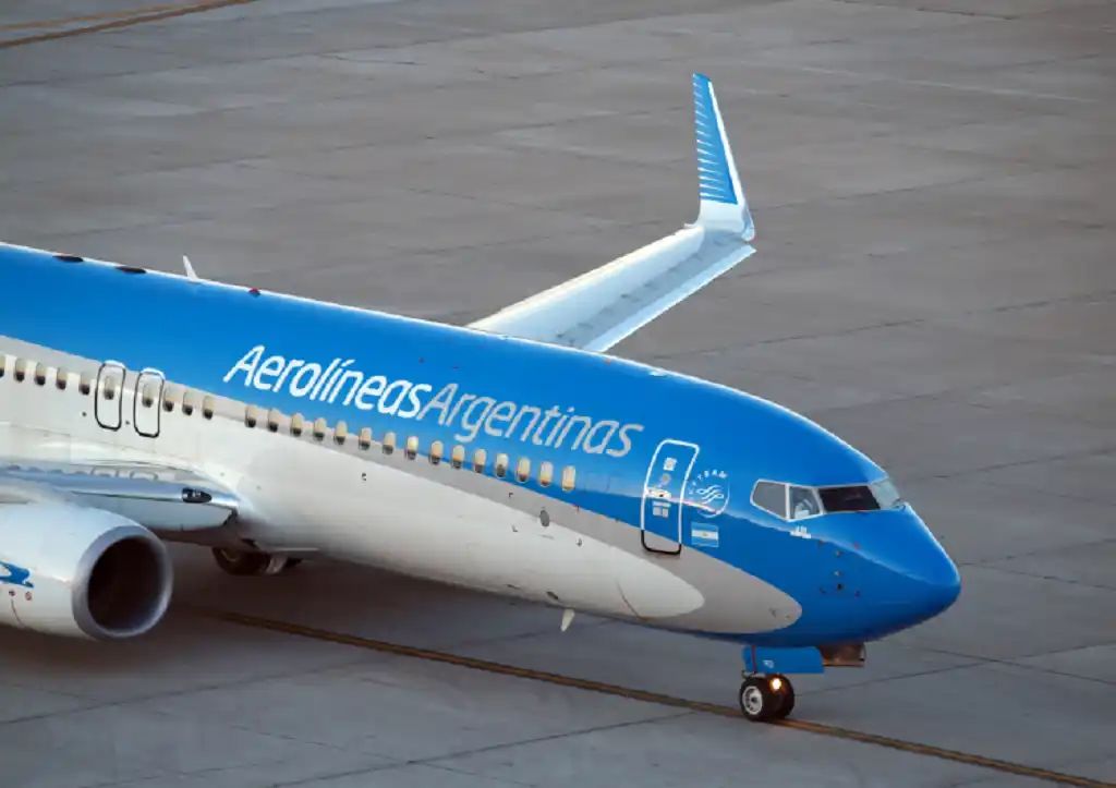 Rumbo a Brasil: Aerolíneas Argentinas suma vuelos para el verano