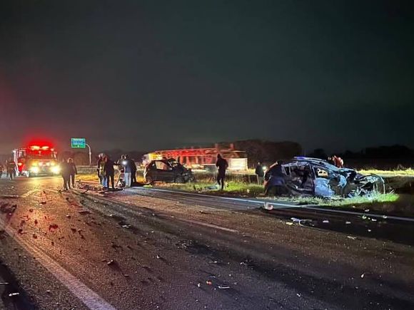 Choque fatal en la Autopista Pilar-Pergamino: una mujer murió y hay tres heridos graves