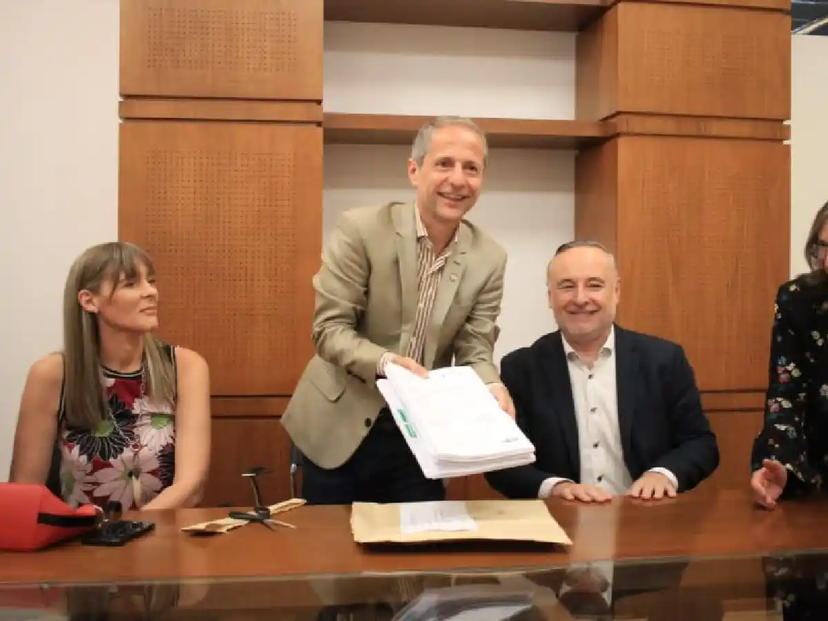 En 45 días comenzaría la construcción de la Escuela Técnica de Oficios en el Parque Industrial