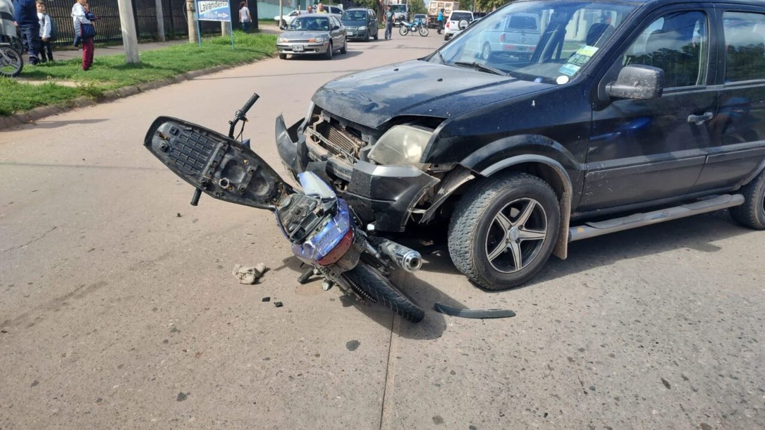 Un nuevo accidente de tránsito dejó otro motociclista hospitalizado