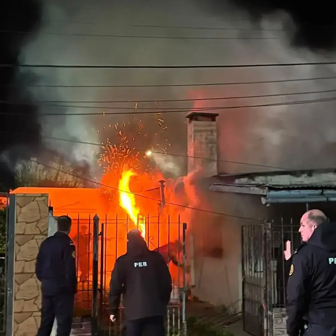 Incendio de una vivienda en Galarza: importantes pérdidas materiales y un amplio operativo de Bomberos