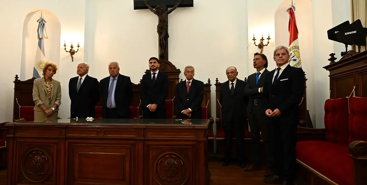 El mandatario y los integrantes de la Corte estuvieron frente a frente el 7 de marzo, en la apertura del año judicial. Crédito: Flavio Raina.