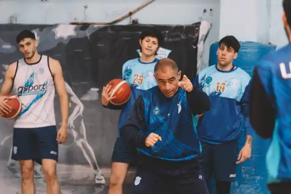 Unión abre una nueva etapa con su debut en Liga Argentina