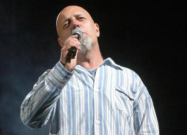 Gustavo Cordera pidió dar charlas sobre violencia de género
