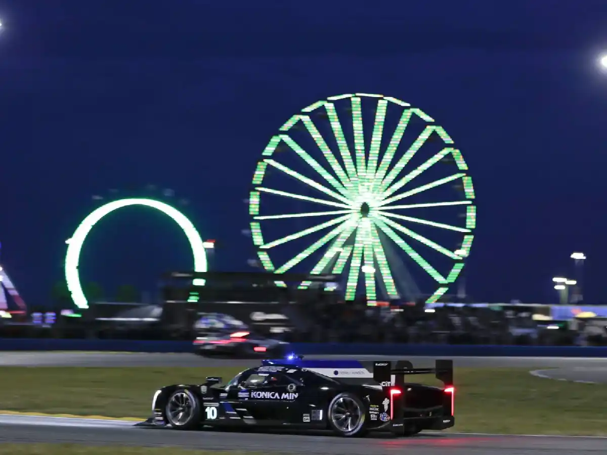 Alonso triunfó en las 24 Horas de Daytona