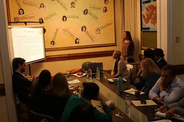 Buscan regular el funcionamiento de la Casa de la Mujer