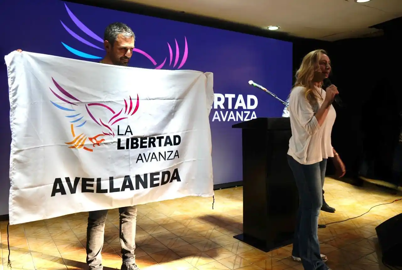 La Libertad Avanza se lanza en Entre Ríos y Santa Fe rumbo a las legislativas 2025