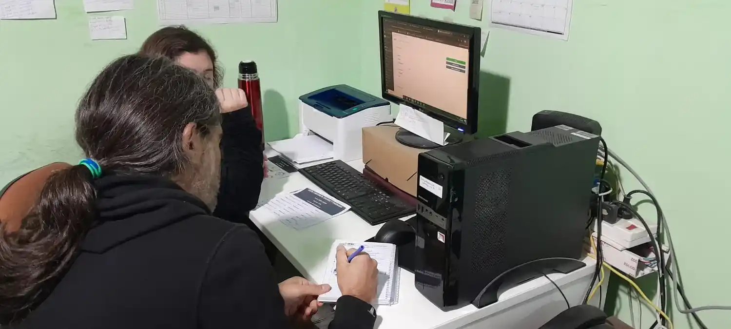 Exactas, cooperativas y clubes: un proyecto de tecnología social.