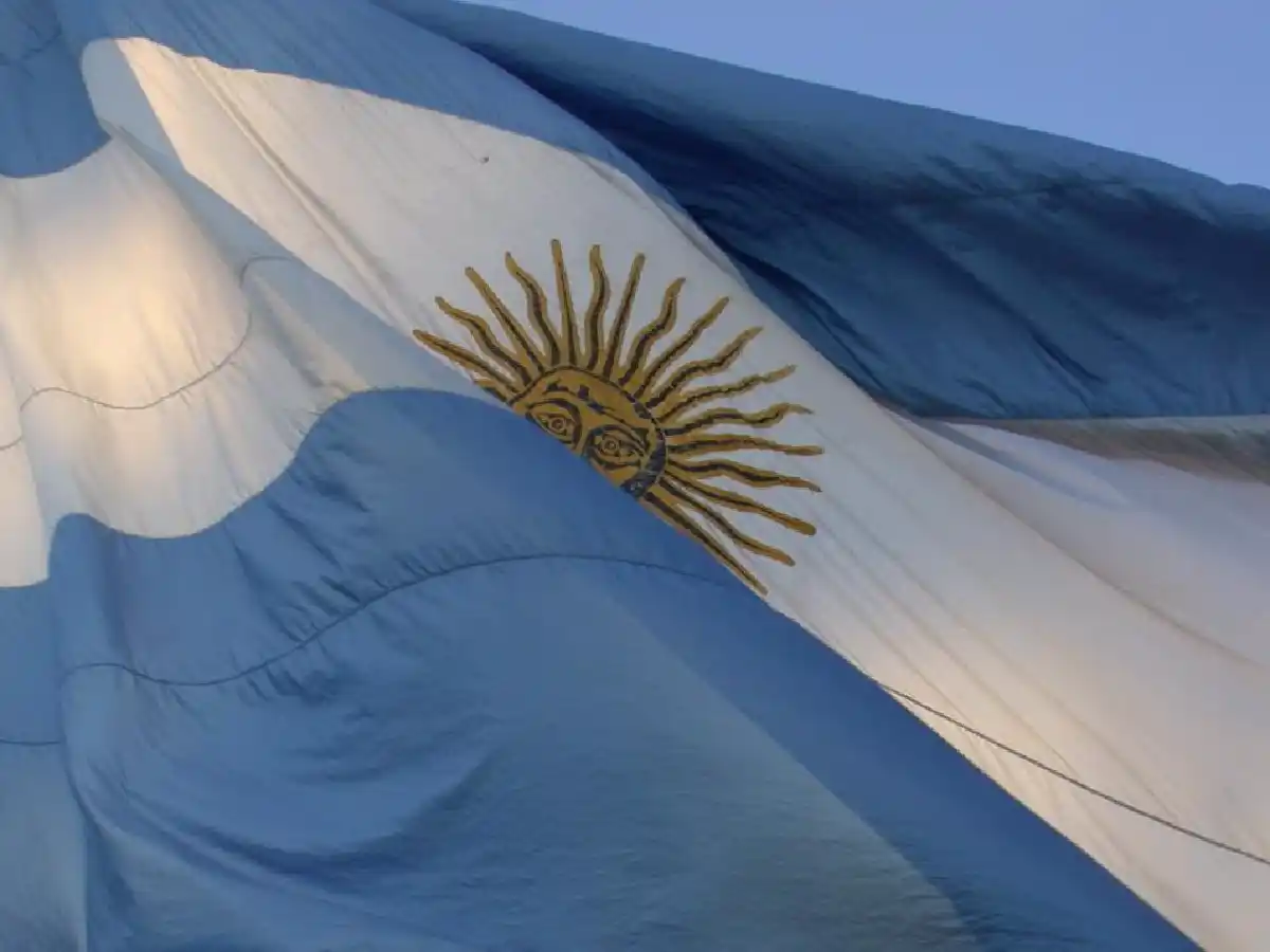 No hace falta erudición para entender su significado