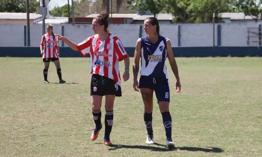futbol femenino torneo revolución 9 de julio - 3