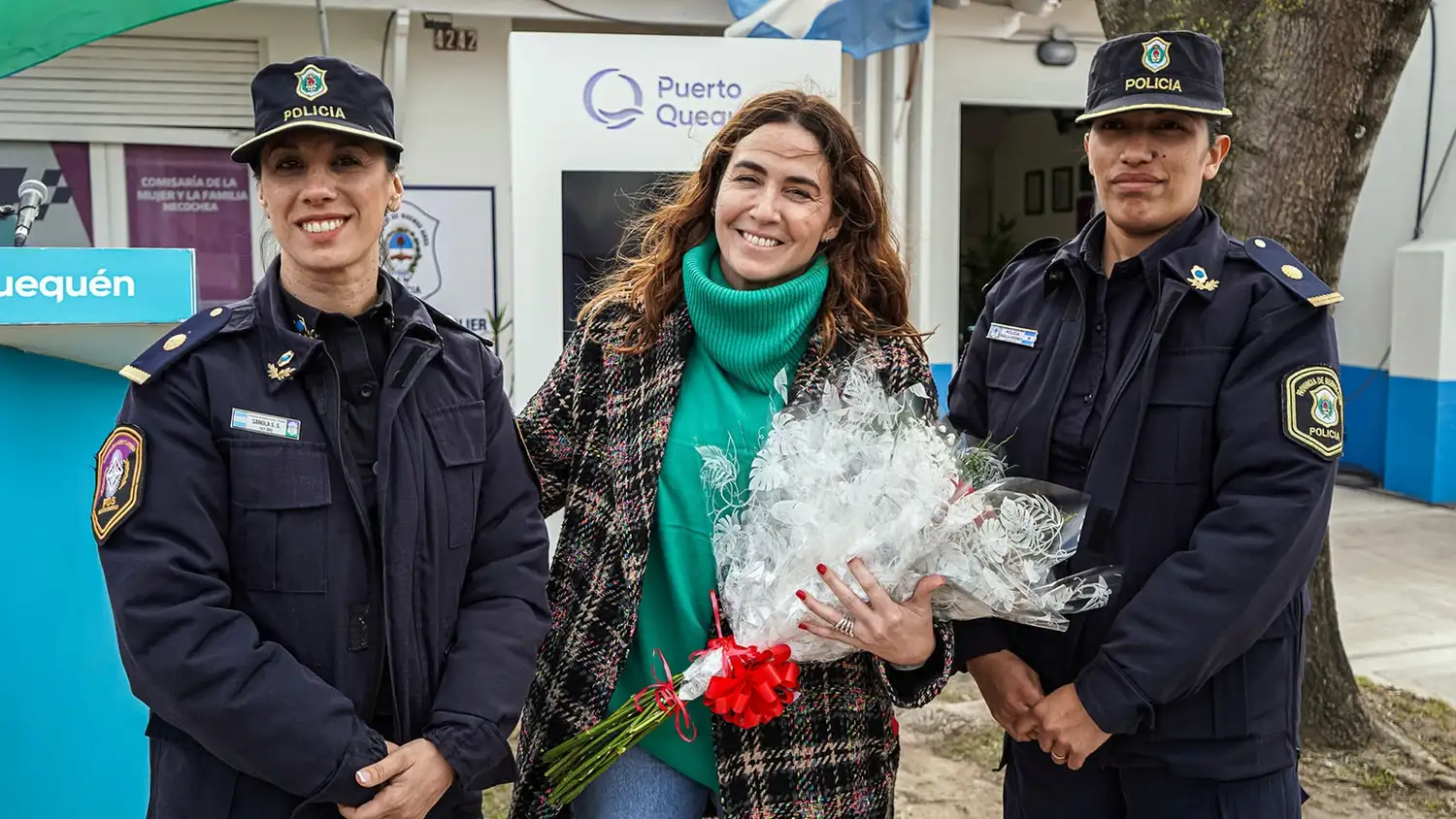 Jimena López. Con referentes de la Comisaría de la Mujer