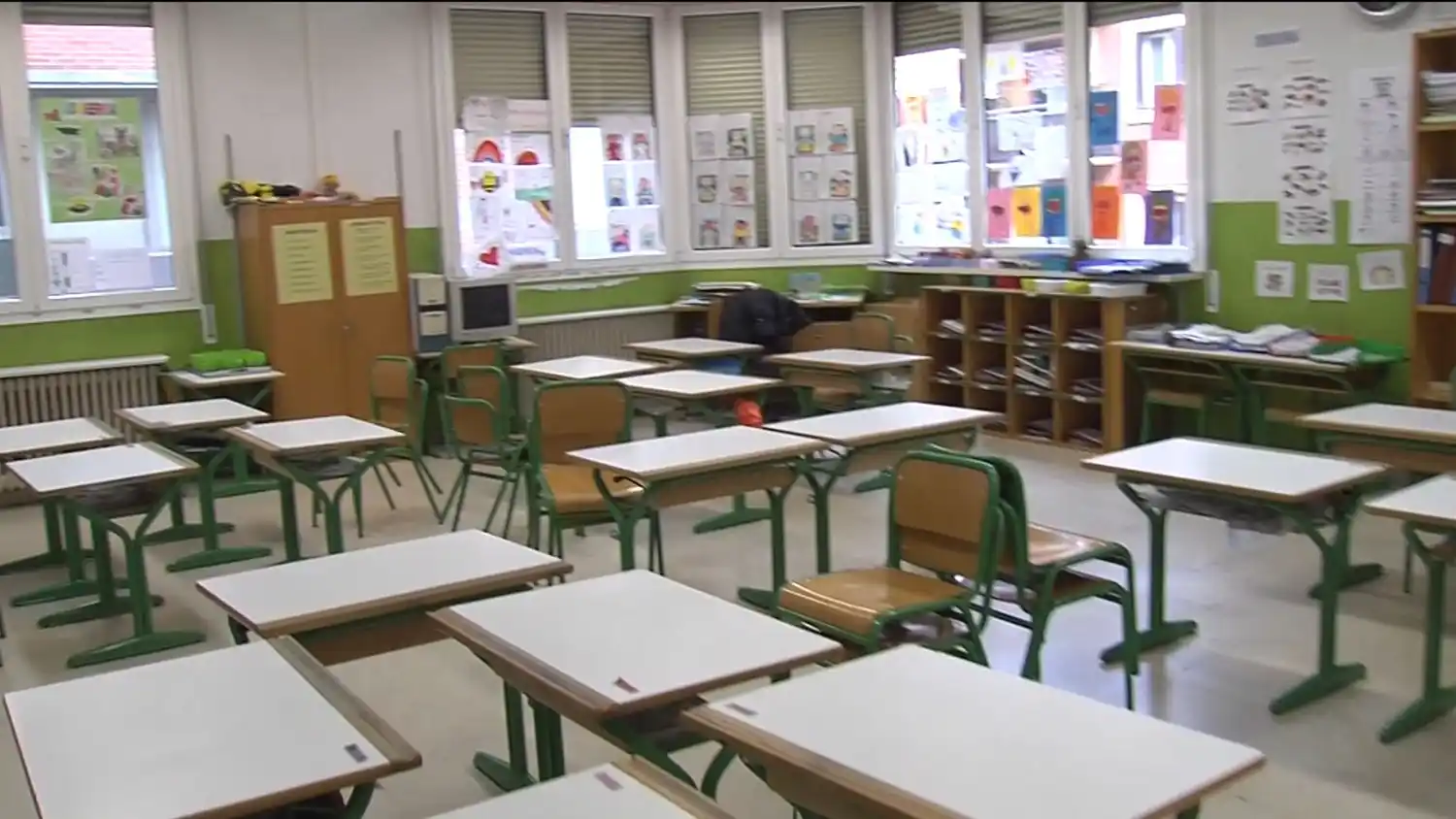 25 de Mayo: Regresan a las aulas 302 estudiantes de primaria y secundaria