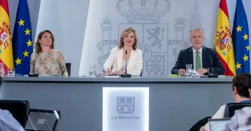 El éxito de la ‘ley de nietos’ del Gobierno español: casi 90.000 descendientes de exiliados lograron la nacionalidad y la mayoría son argentinos