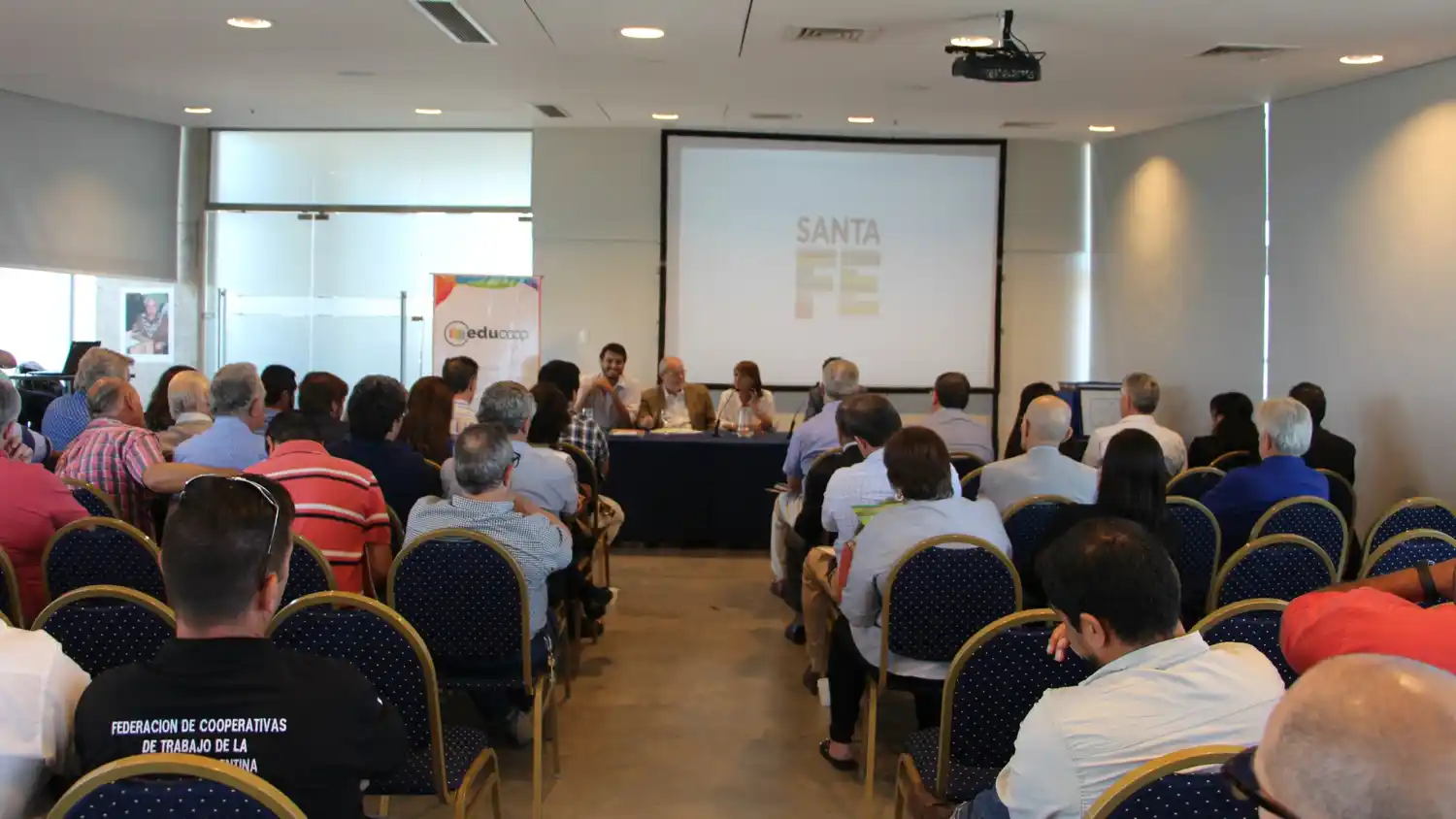 Apoyo provincial a pymes y cooperativas contra Ganancias