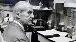El Dr. Leloir en su laboratorio-