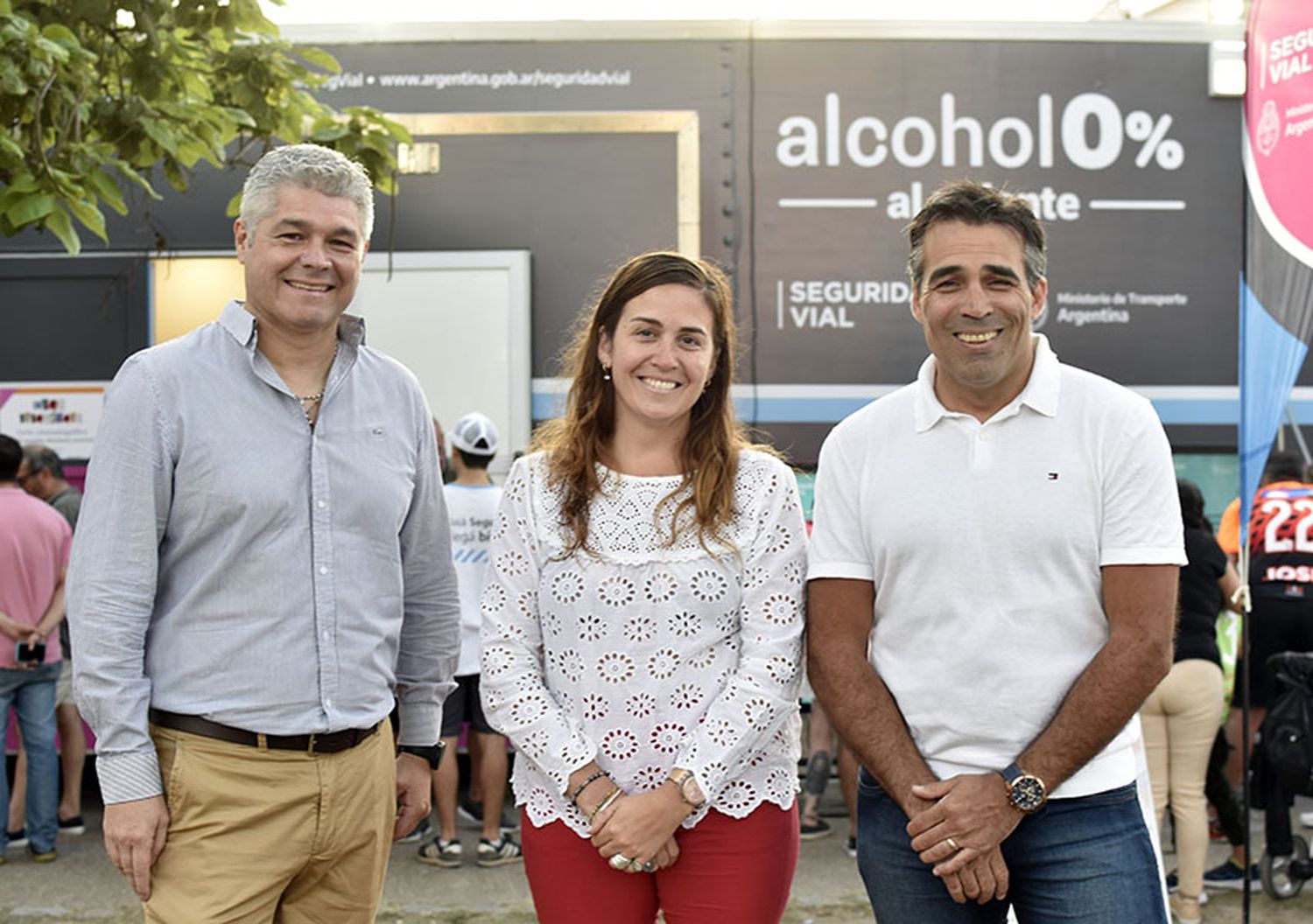 Camión vial. Con juegos y actividades