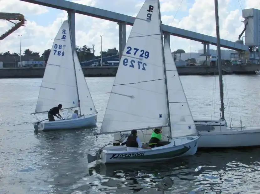 Este domingo se realizará la tercera edición de la Regata de los Puentes