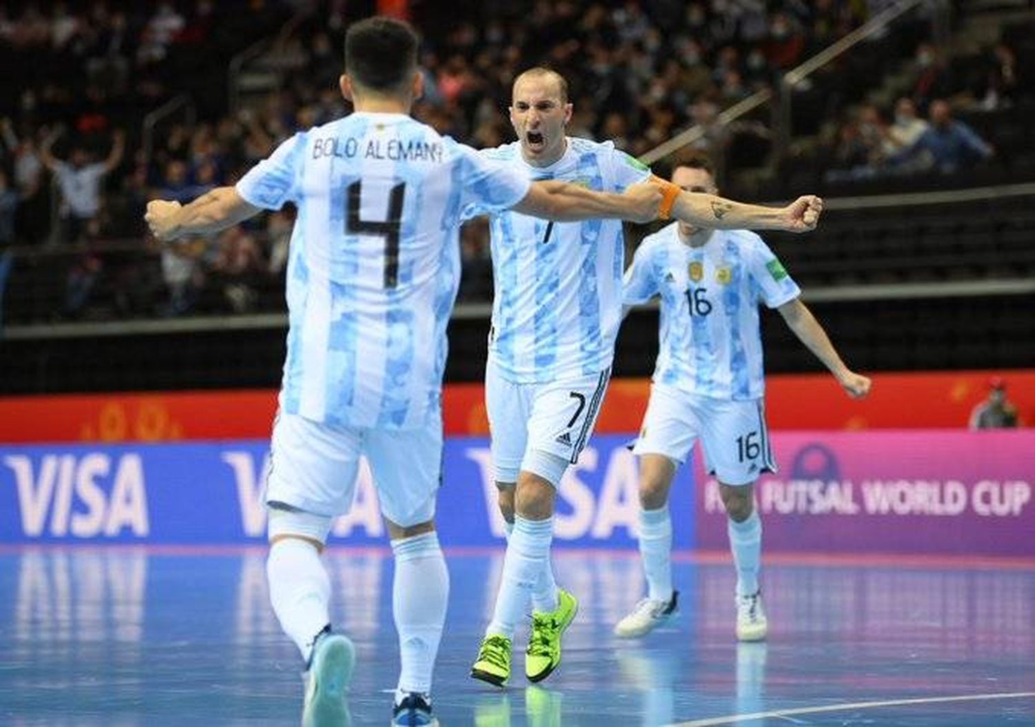 La Selección Argentina pasó a Rusia en los penales y jugará con Brasil en semifinales