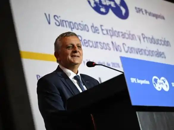 Marín durante el V Simposio de la SPE en Neuquén, donde vinculó la competitividad de la industria con la eliminación de los subsidios