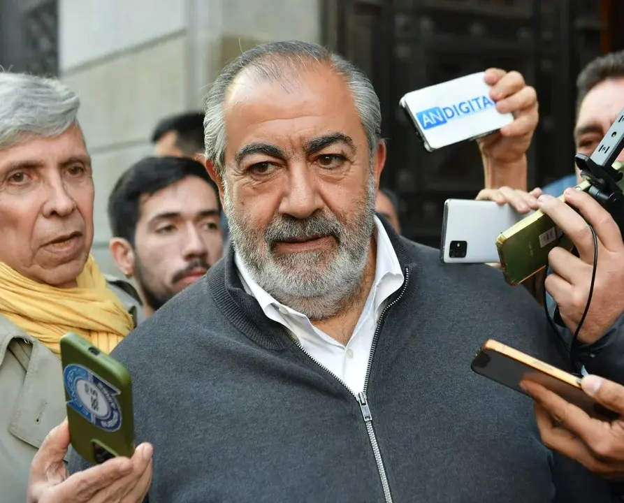 Tras reunirse con el Gobierno, Daer reconoció que la reforma laboral “ya está hecha”