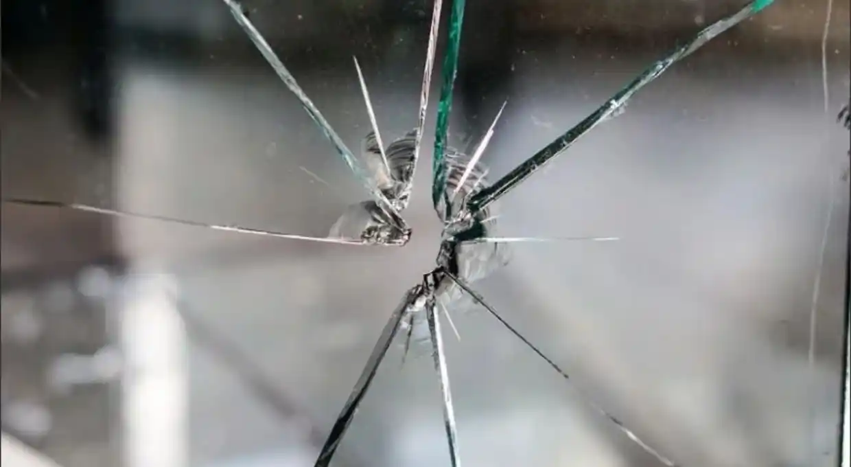 Pesadilla en la autopista: ladrones intentaron asaltar un micro