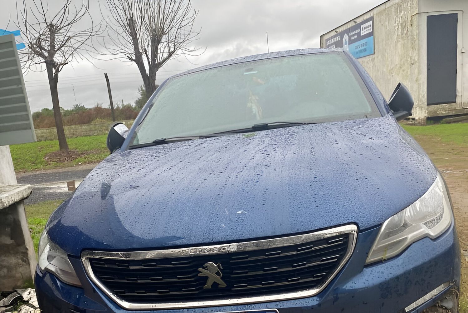 Investigan cómo llegó a San Pedro el auto robado en San Nicolás hallado en el Camino a La Balsa