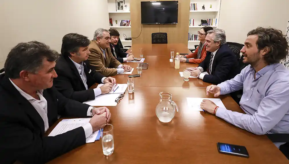 En medio de cortocircuitos, Alberto Fernández se reunirá con la Mesa de Enlace