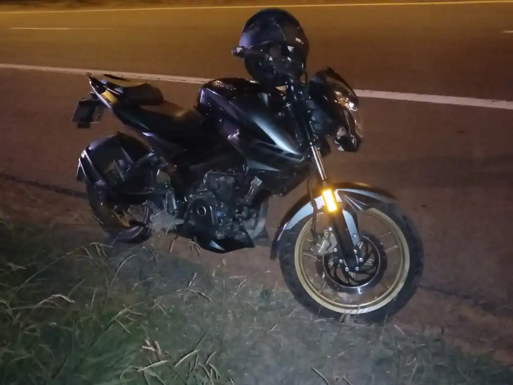 Se cayó de la moto en Ruta 14 y quedó internado en grave estado en el Centenario