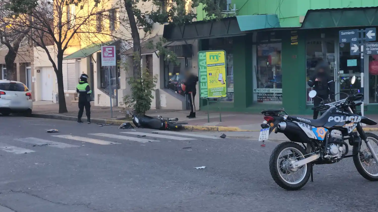 accidente de tránsito guemes y sarmiento barrio 30 de octubre - 4