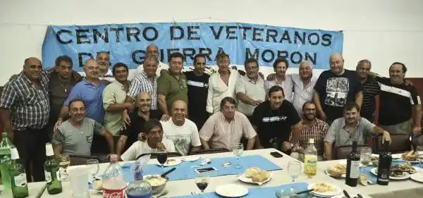 Tagliaferro visitó a los Veteranos de Malvinas en Morón 