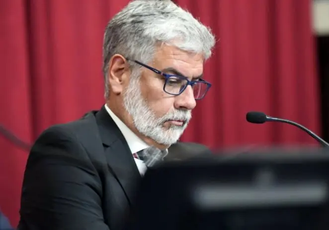 Feletti quiere “desvincular” precios internos