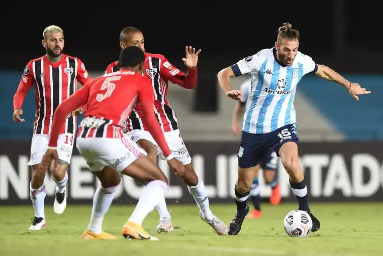 Racing empató con el San Pablo en Avellaneda