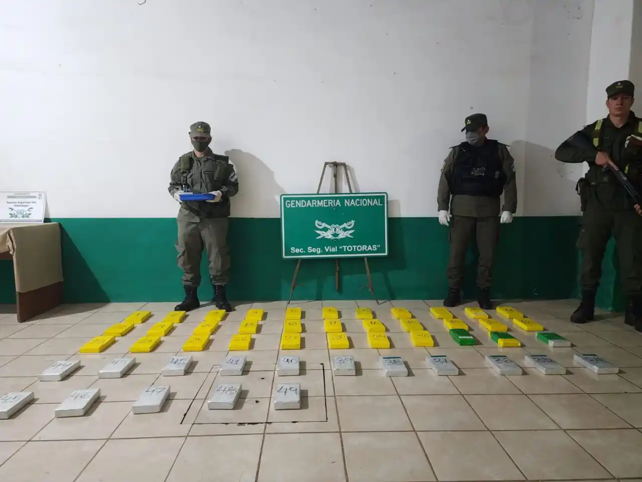Totoras: viajaba con 50 kilos de cocaína en el auto