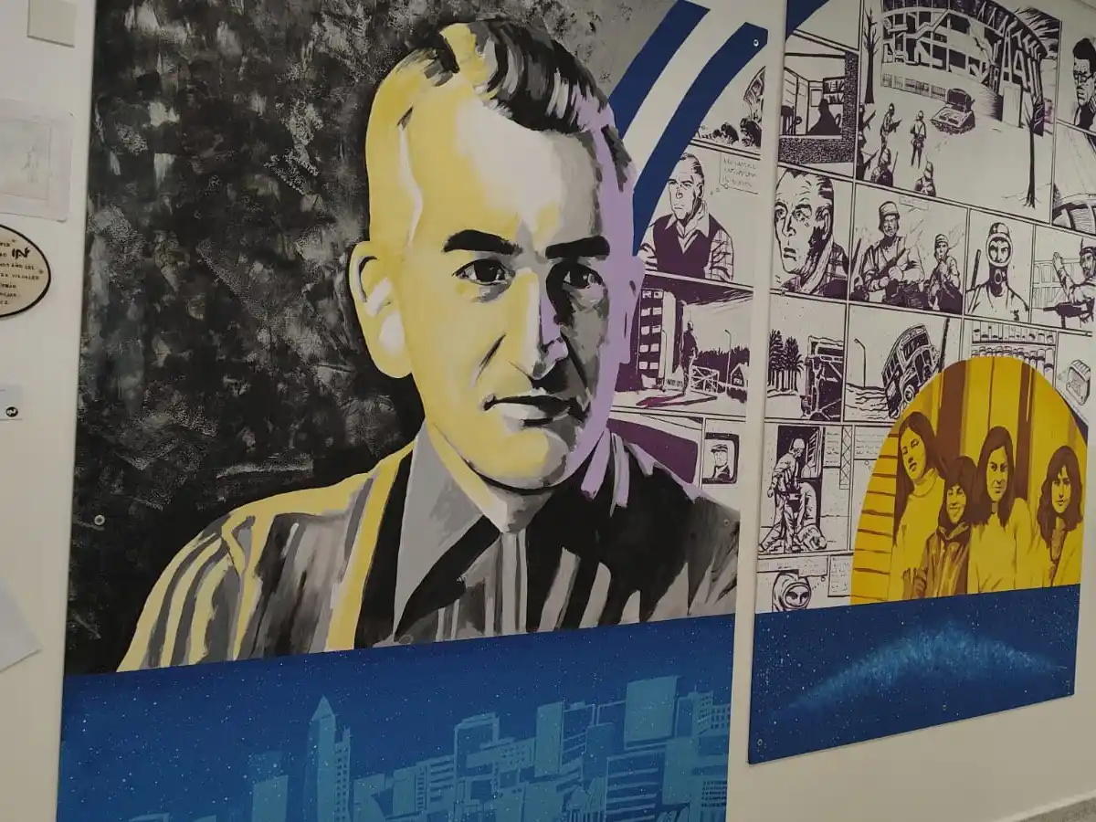 El primer mural dentro del nuevo hábitat del IPAT, un homenaje a Héctor Germán Oesterheld.