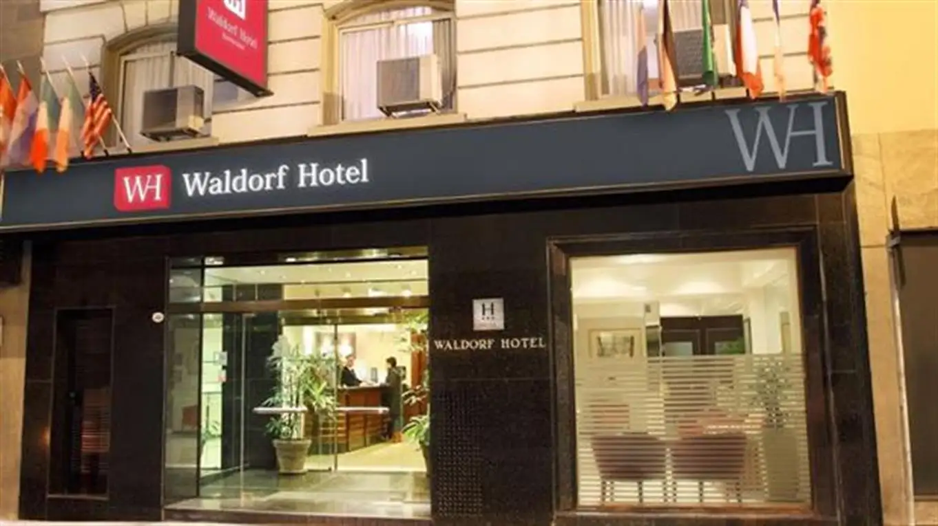 Allanan el supuesto hotel de CFK en el centro porteño