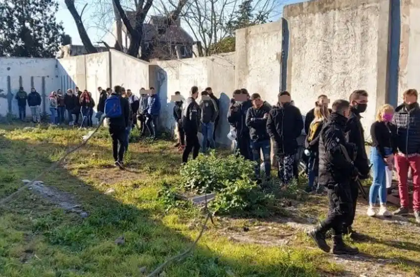 46 detenidos en una fiesta clandestina: alquilaron una casa «para el festejo de un cumpleaños»