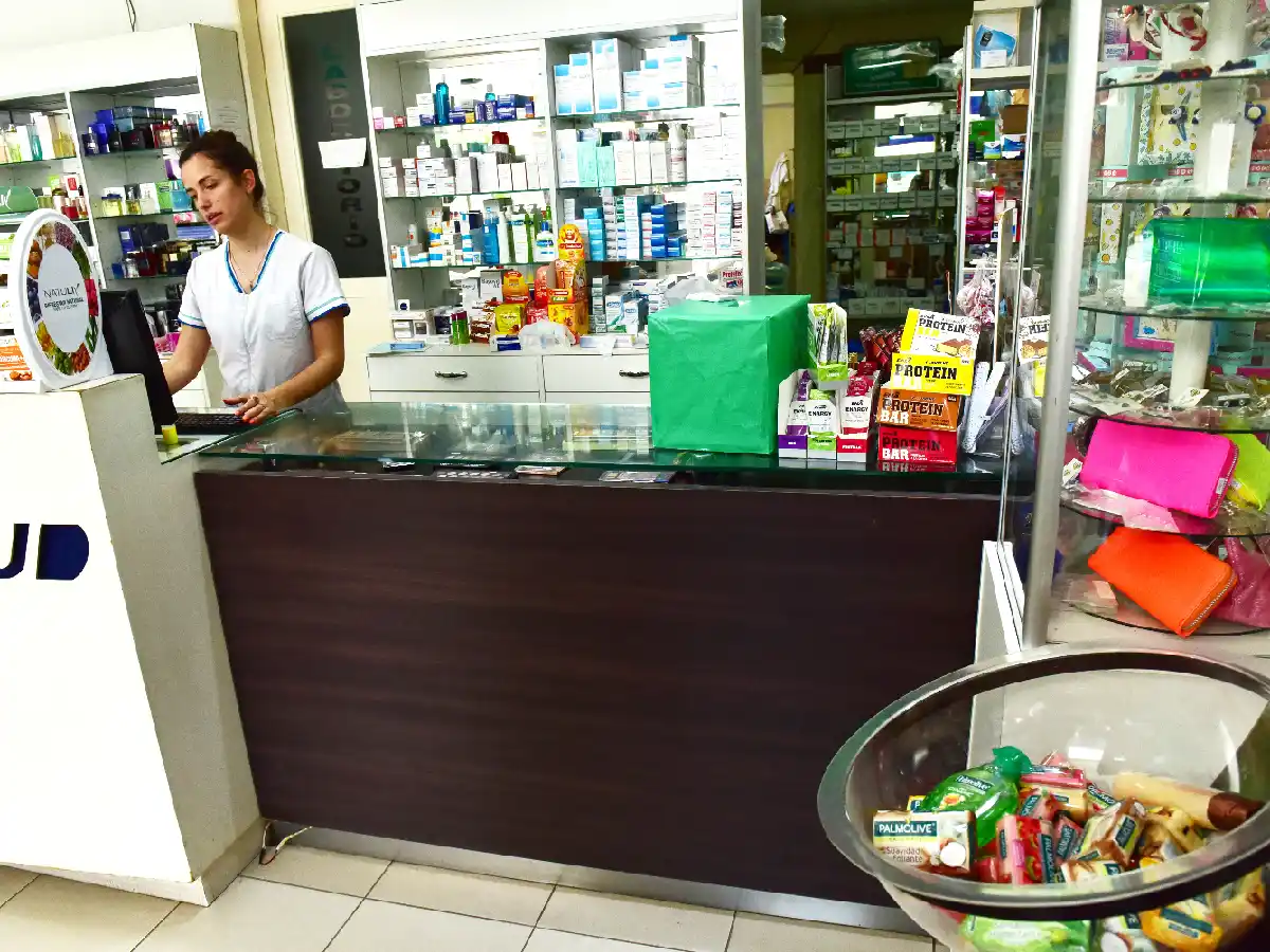 Rebaja en medicamentos: farmacias apoyan pero buscan compensación