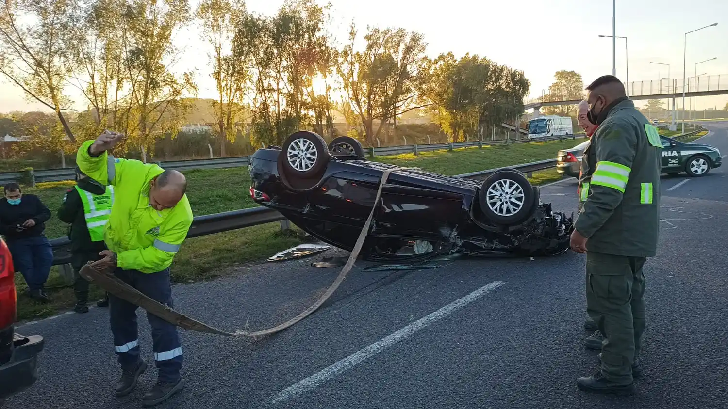 Panamericana colapsada por choque con un caballo: Pidieron auxilio a particulares porque los camilleros están de paro